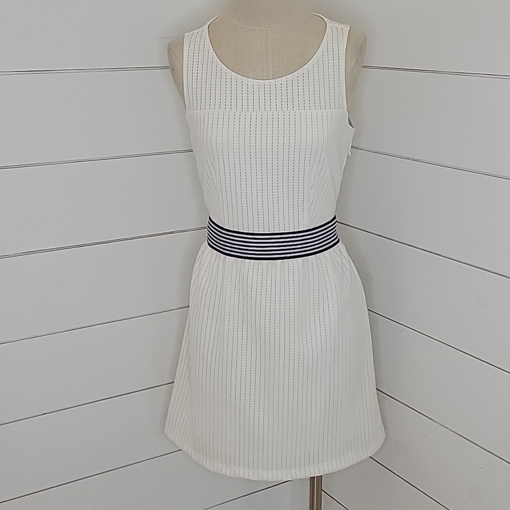 OLIVE & OAK medium white mini dress